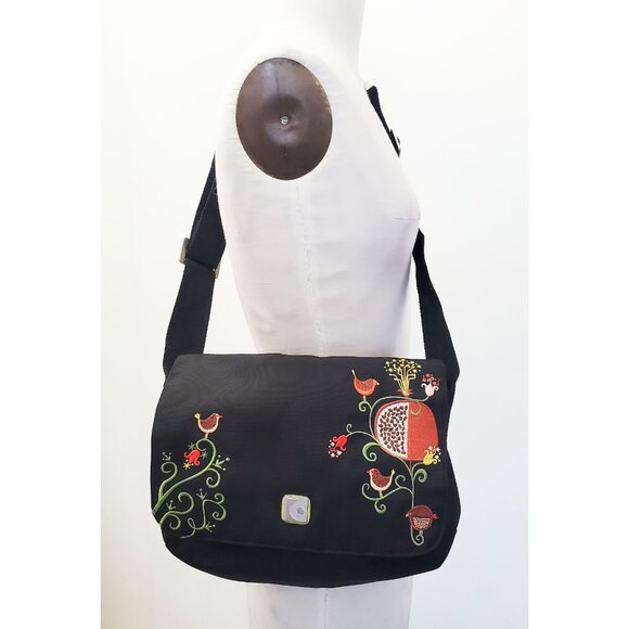 GAMA-GO Womens Messenger Bag Black Flowers and Birds Embroidery - Picture 13 of 13